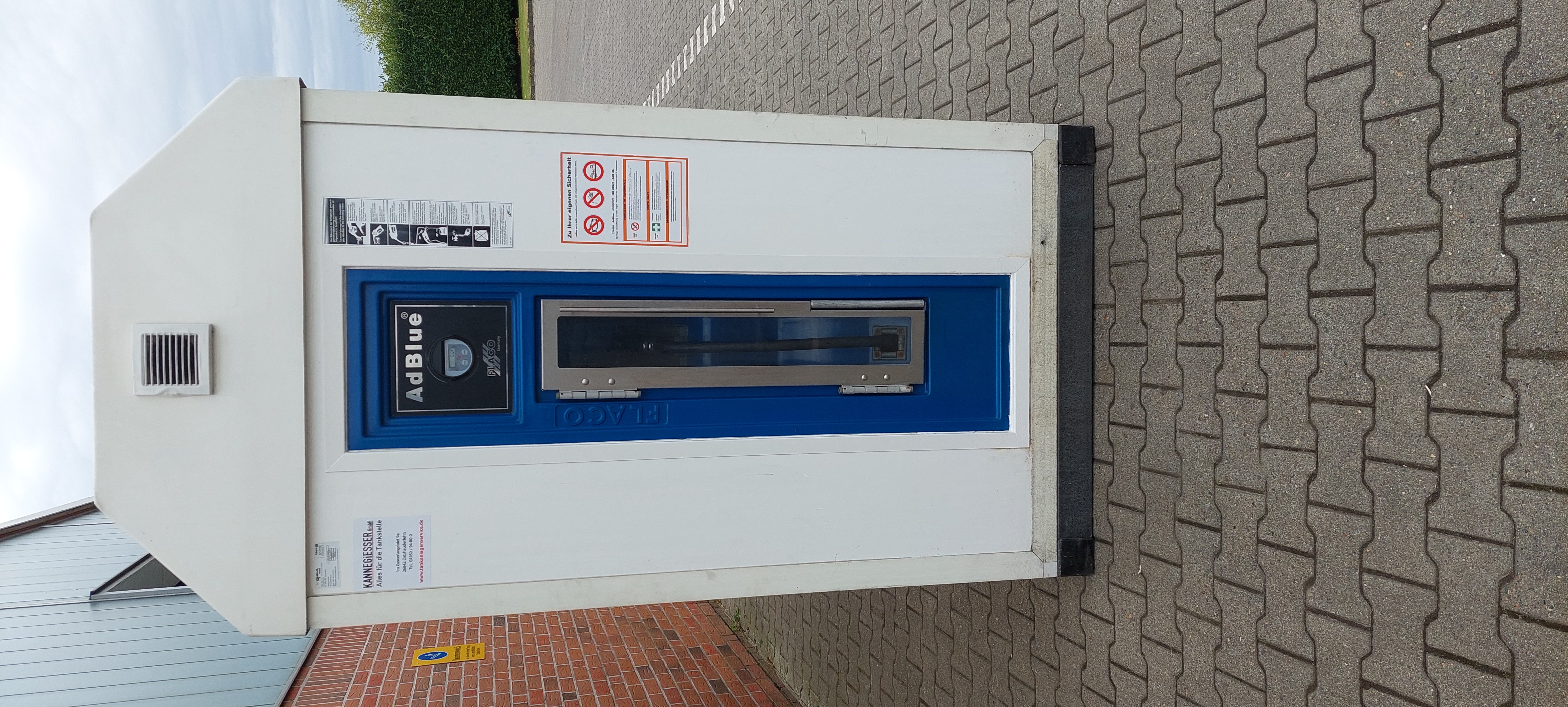 ADBlue Tankcontainer TCI 4100-2 NEL (gebraucht) ADBlue Tankcontainer TCI 4100-2 NEL (gebraucht)